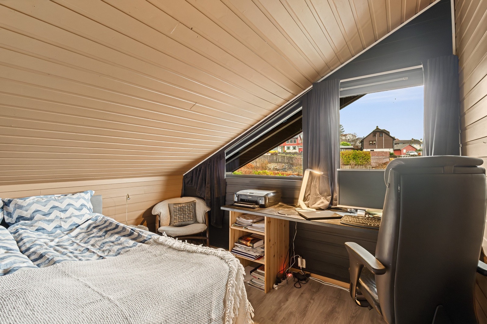 Her kan du innrede med dobbeltseng, garderobe og nattbord. Galleribilde