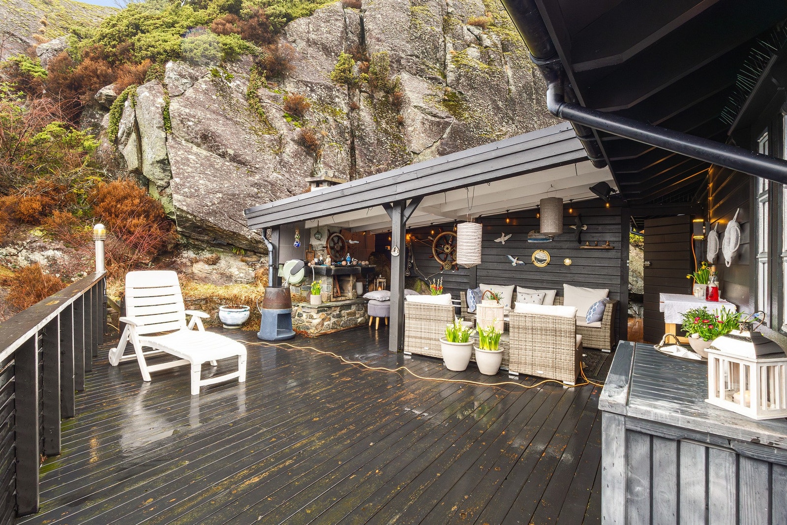 Her kan du innrede med en koselig sittegruppe under tak. Galleribilde