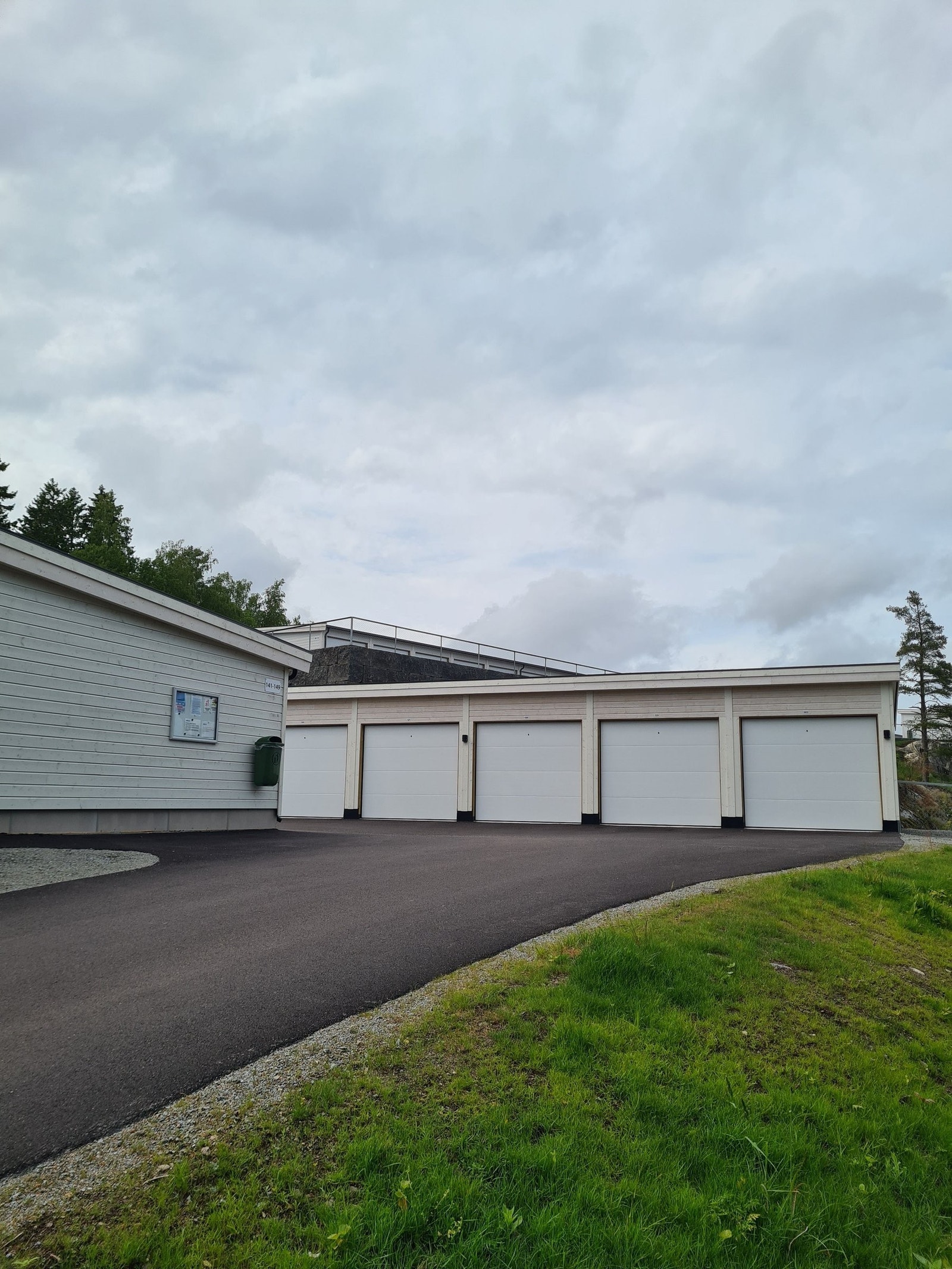 Garasje nummer 137 Galleribilde