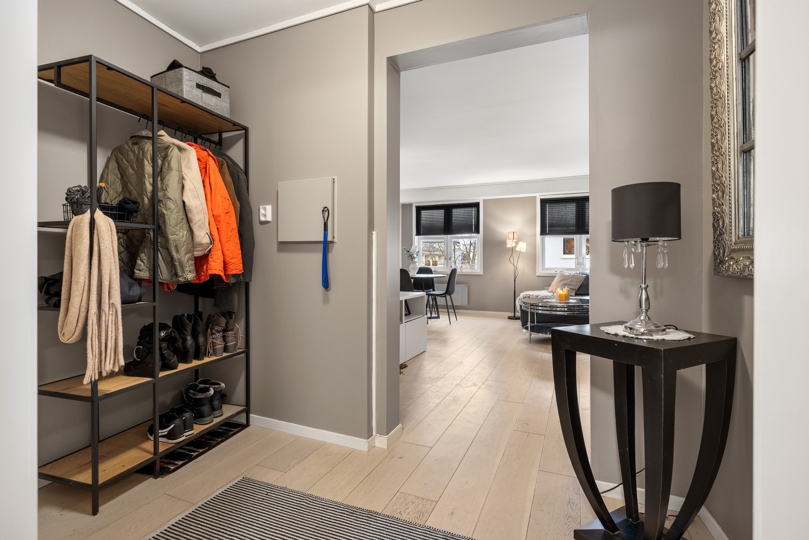 Entré - 4 kvm. Galleribilde