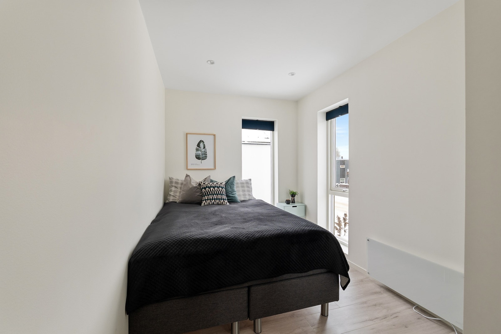 To av soverommene er velfungerende barnerom og i tillegg av en god størrelse på mellom 8 og 9 kvm. Galleribilde