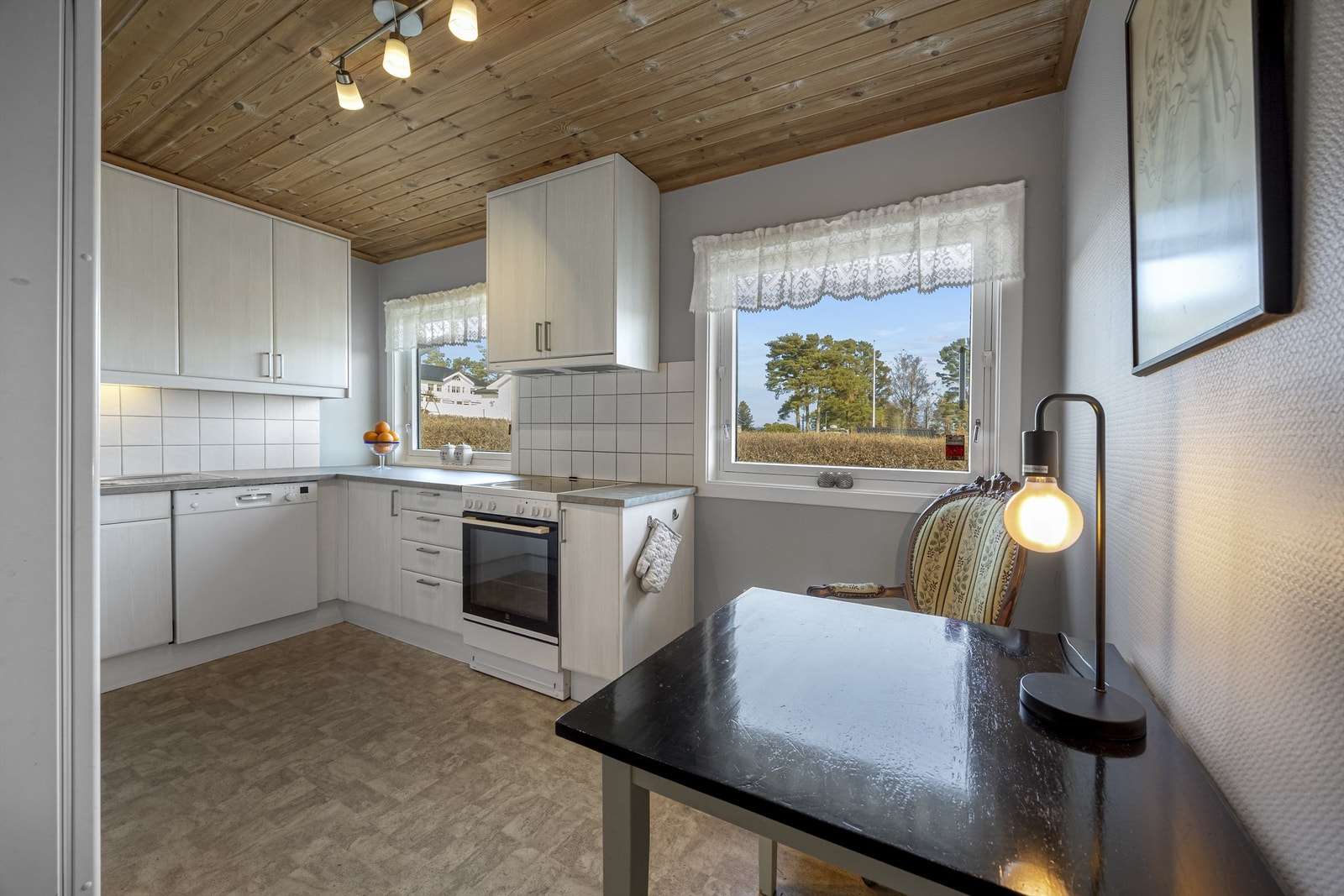 Kjøkkeninnredning er fra NordDesign. Galleribilde