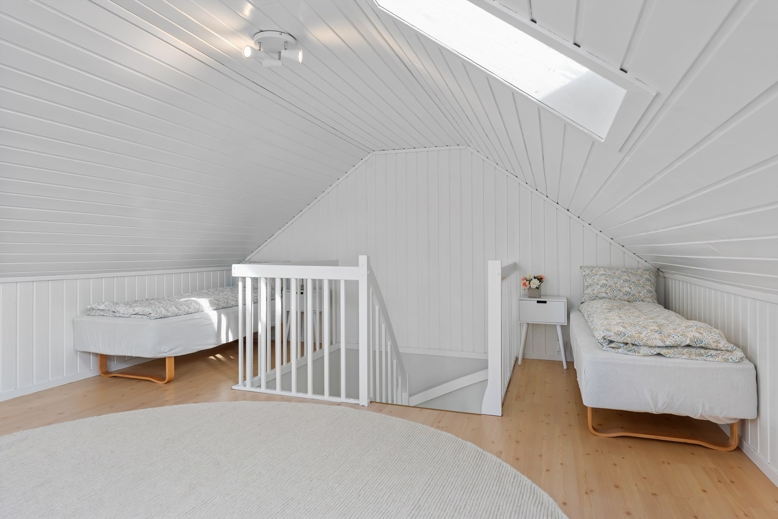 Loft (ikke godkjent for varig opphold) Galleribilde