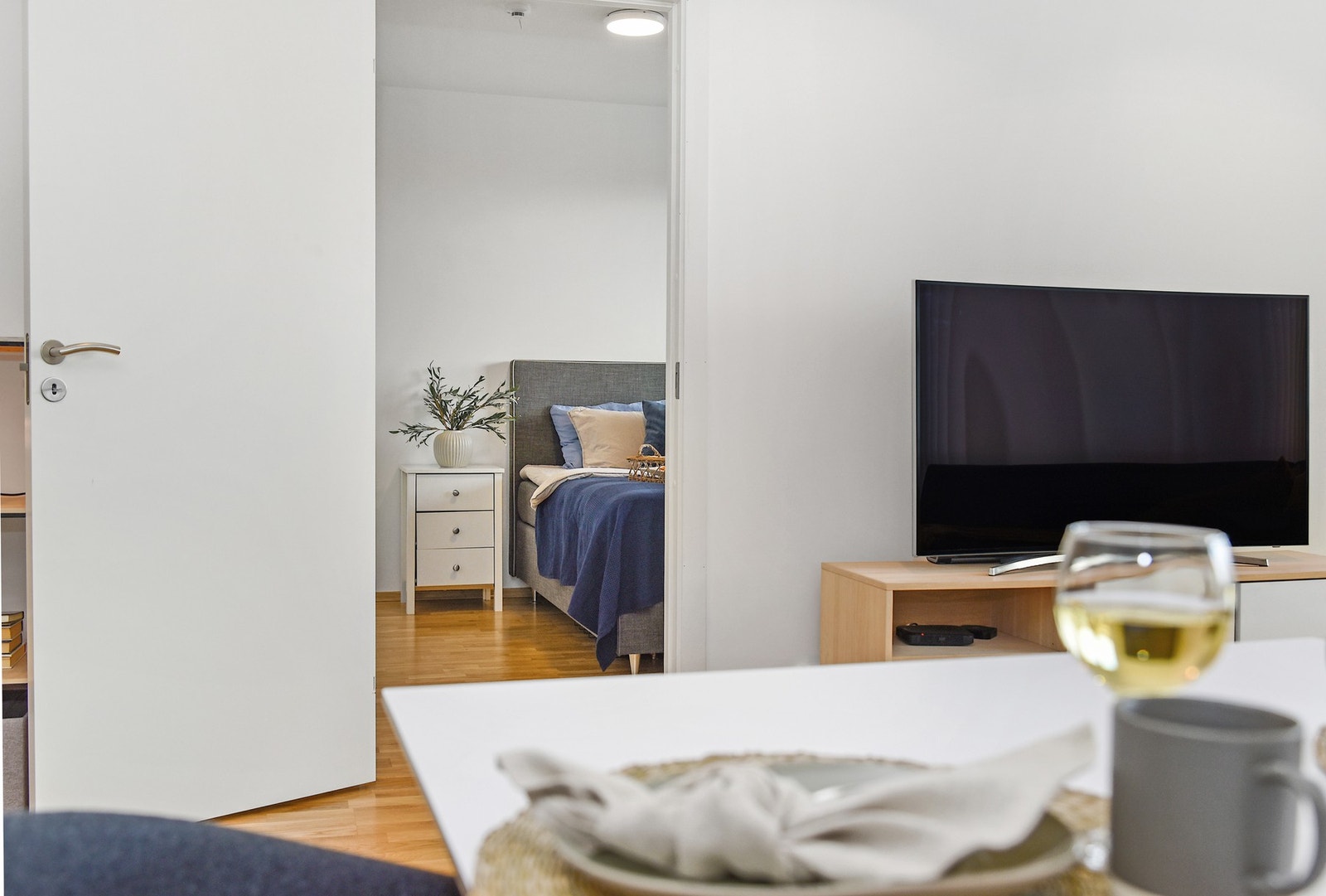 Med tre soverom i en god romløsning er leiligheten et attraktivt alternativ for en småbarnsfamilie. Galleribilde