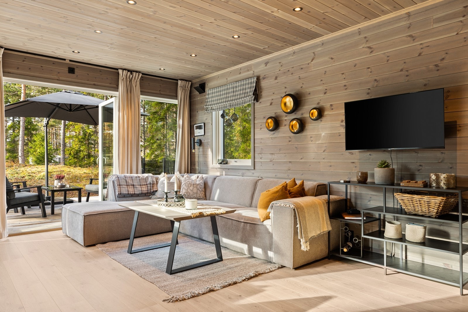 Hytta er oppført i 2024 og har en moderne standard Galleribilde