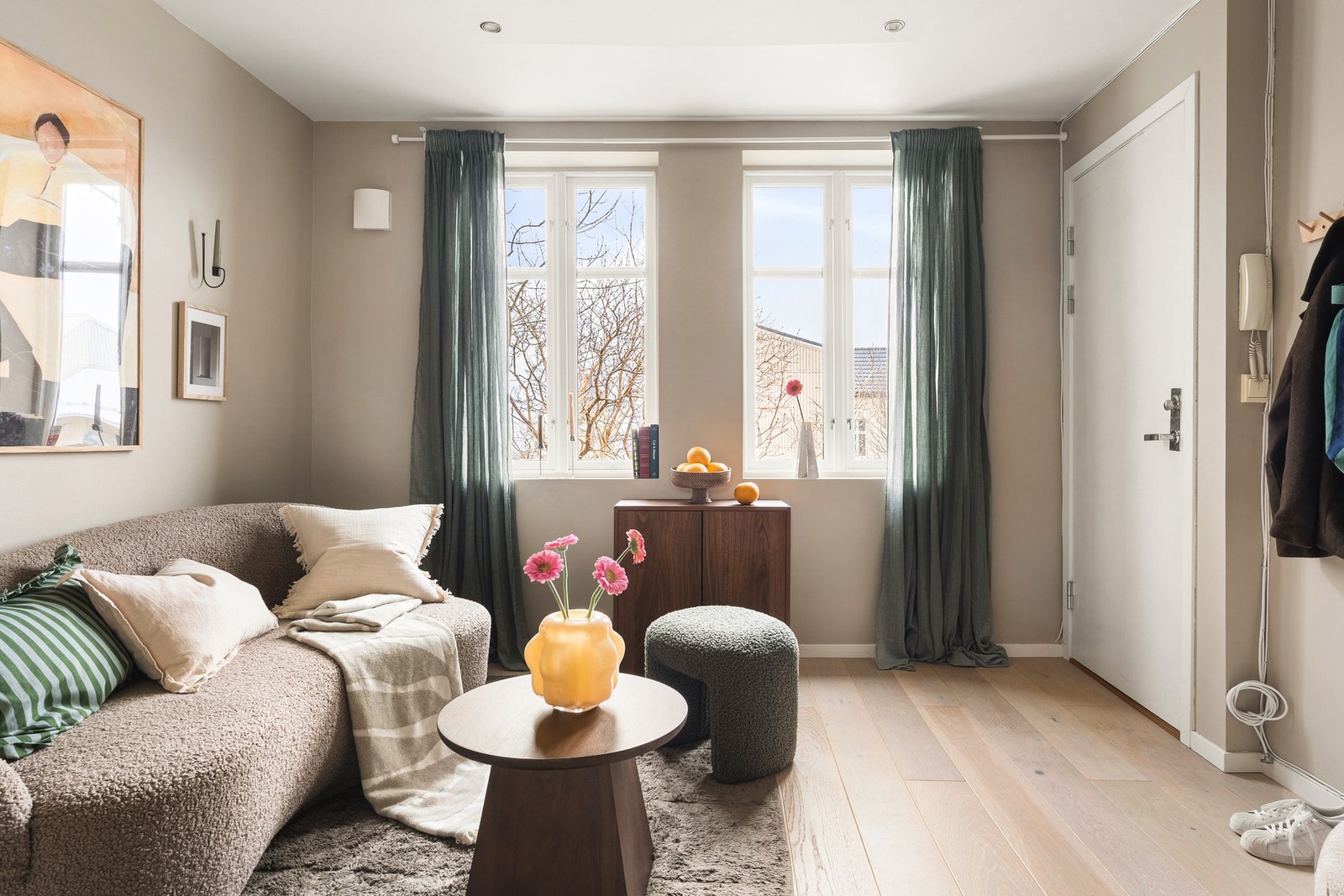 Birkebeinergaten 8 presenteres av EIE eiendomsmegling, ved Emilie Ødemark (Foto: Alexander Vie) Galleribilde