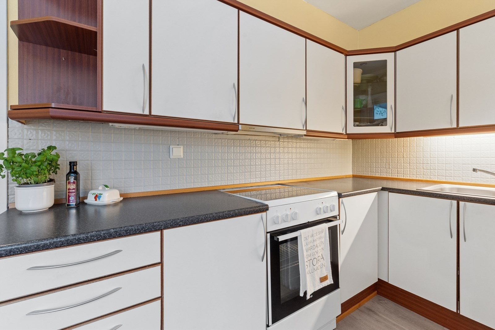 Her får du muligheten til å forme et funksjonelt og stilrent kjøkken etter egne ønsker. Galleribilde