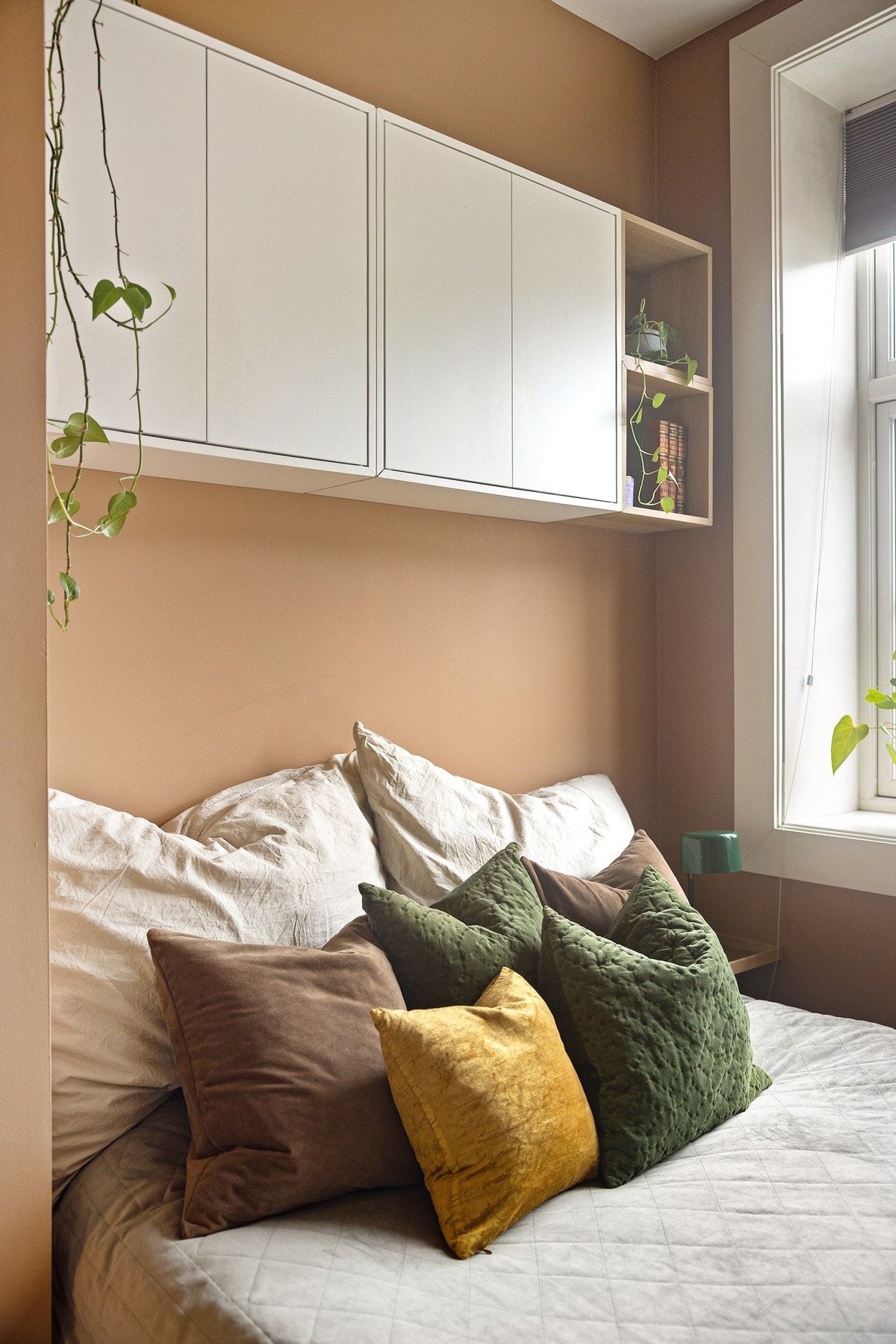 Soverommet har en god layout og er malt i en behgelig fargetone. Galleribilde