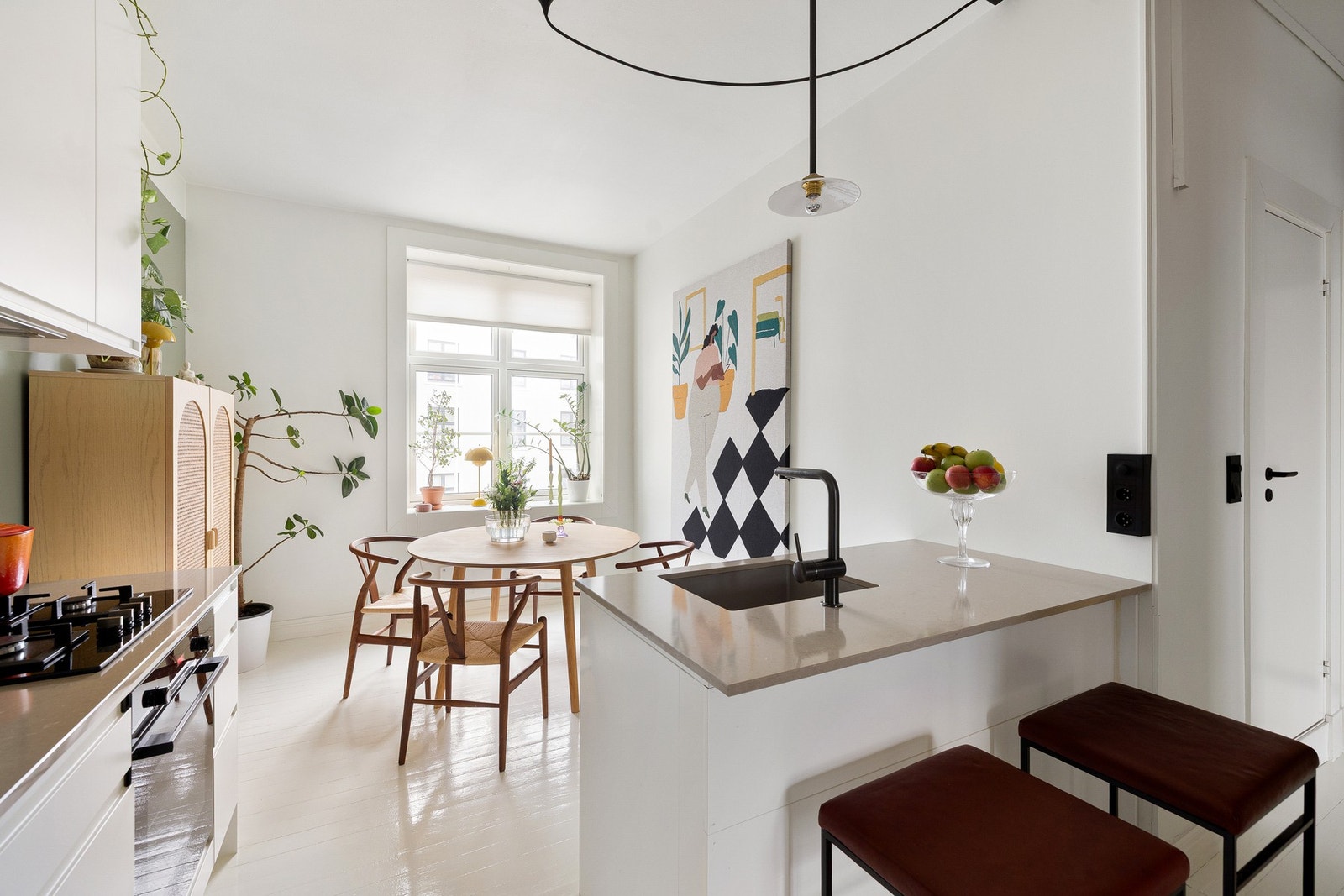 Velkommen til Roveruds gate 2! Fotografert av Steffen Rikenberg. Galleribilde