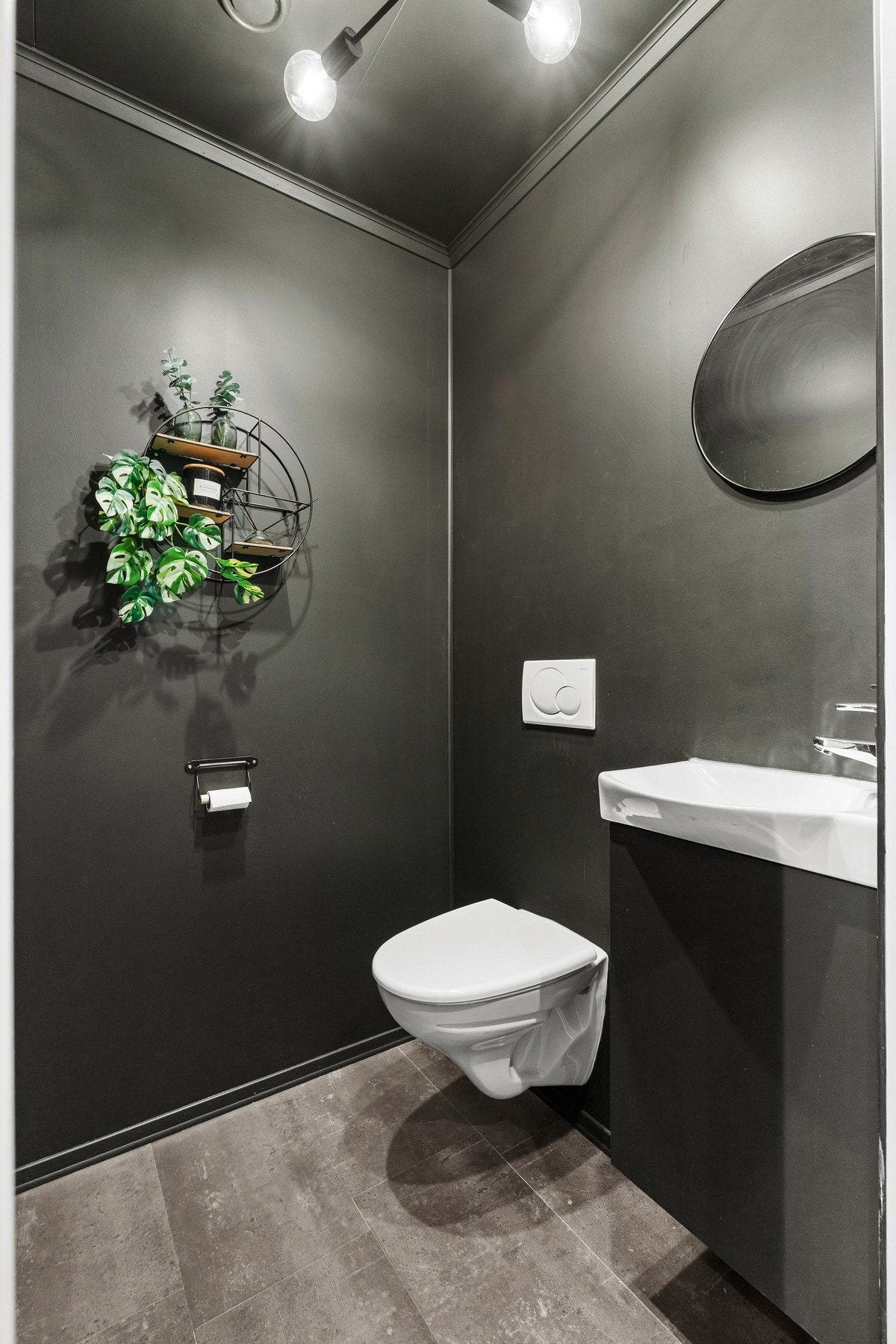 Svært praktisk med et eget WC i tilknytning til entreen. Galleribilde