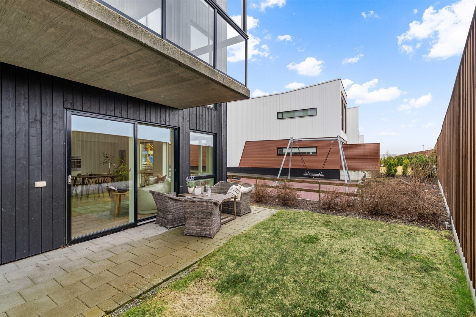 Uteområde. Galleribilde