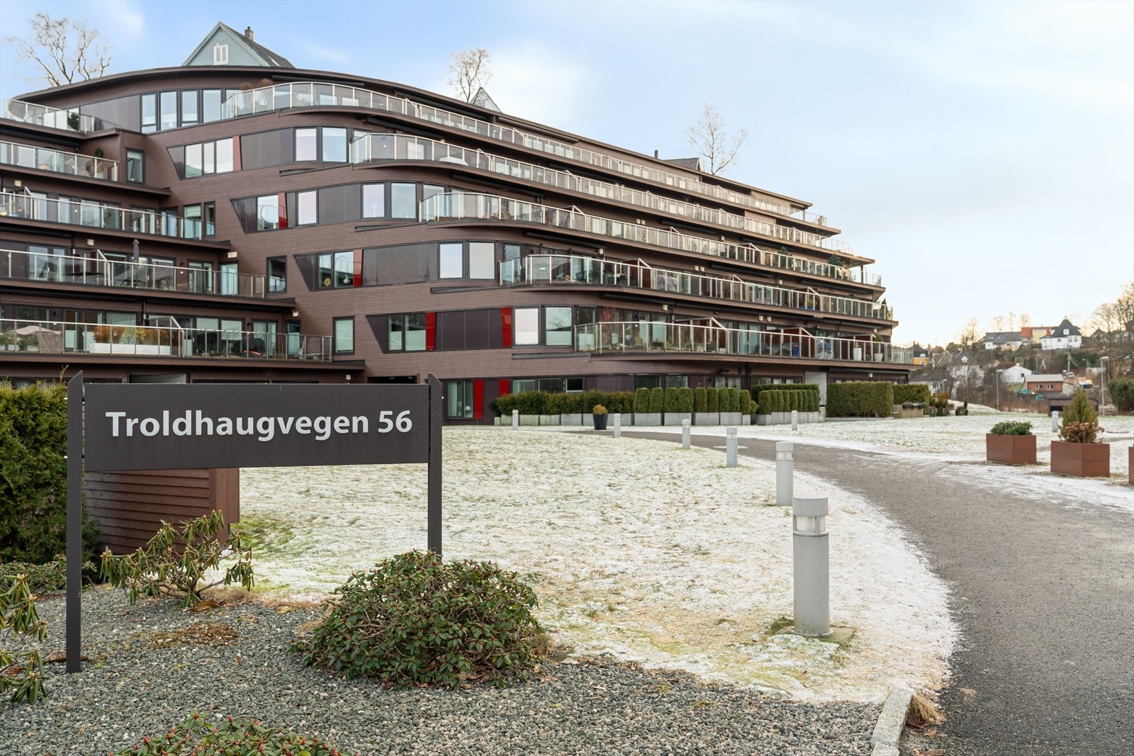 Aktiv Eiendomsmegling v/Morten Tøsdal har gleden av å presentere Troldhaugvegen 56! Foto: Vidar Haugland / Husfoto AS. Galleribilde