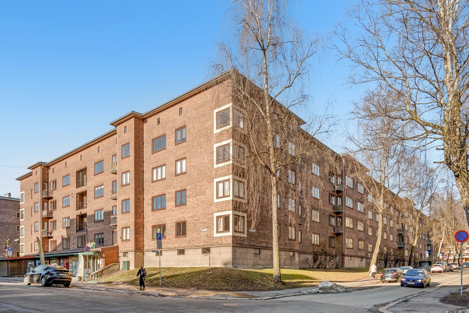 Fasade - Oppganger og inngangsparti er nyoppusset i 2026 Galleribilde