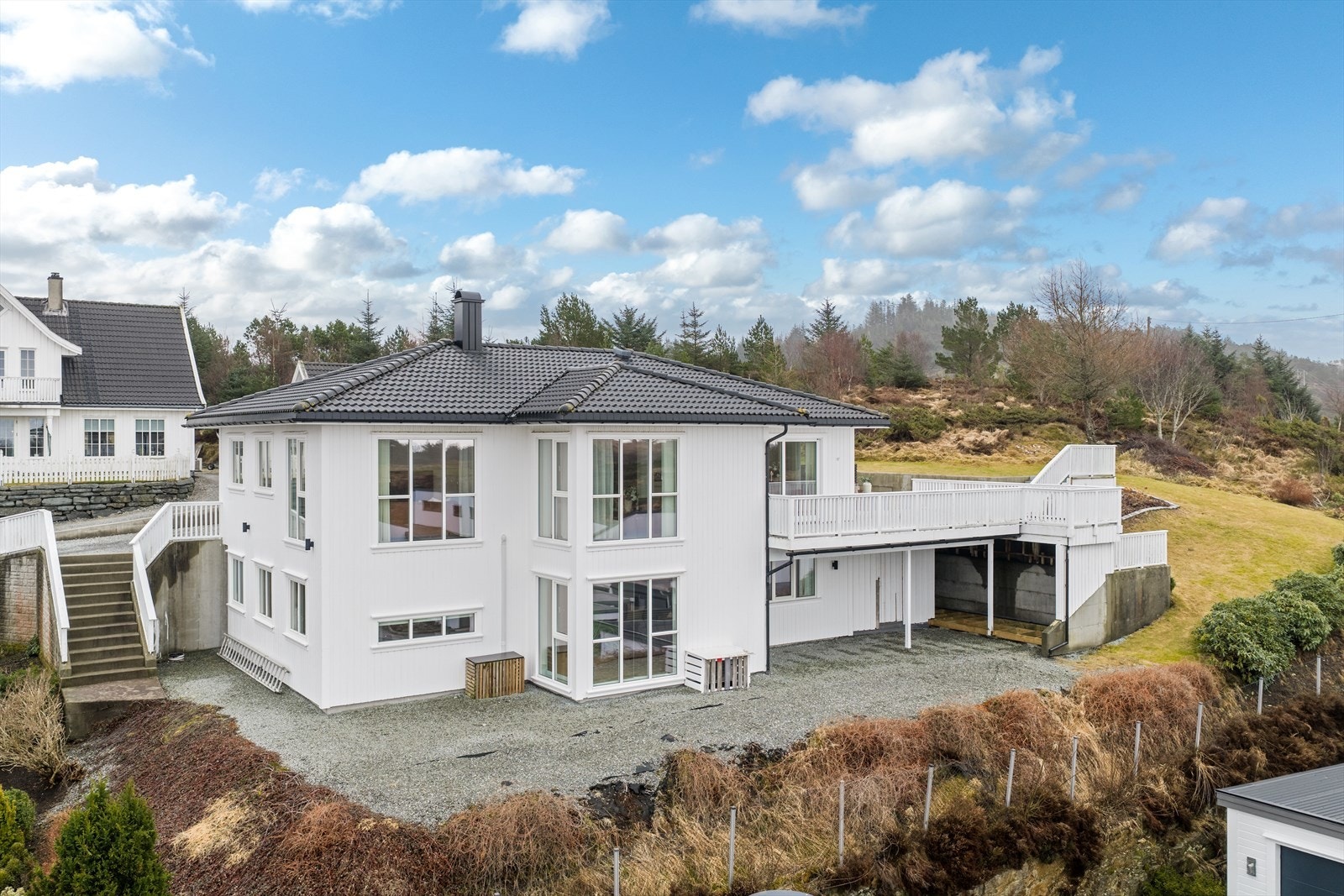 Velkommen til Stemmemyr 109 - Flott familiebolig fra 2011, godt utstyrt med gjennomtenkte løsninger. Galleribilde