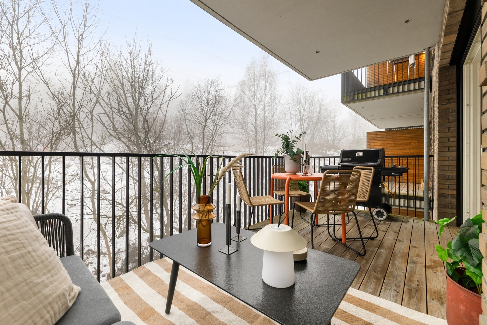 Det er totalt 21 m2 med uteplass fordelt på to balkonger. Galleribilde