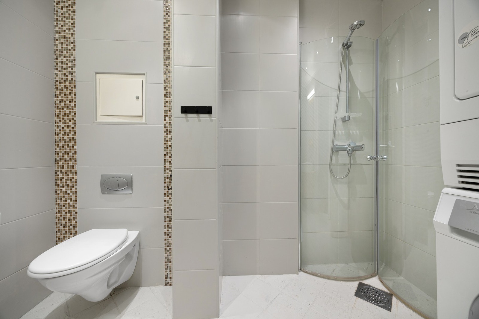 Badet ble ifølge tidligere prospekt oppusset i regi av sameiet i 2007. Galleribilde