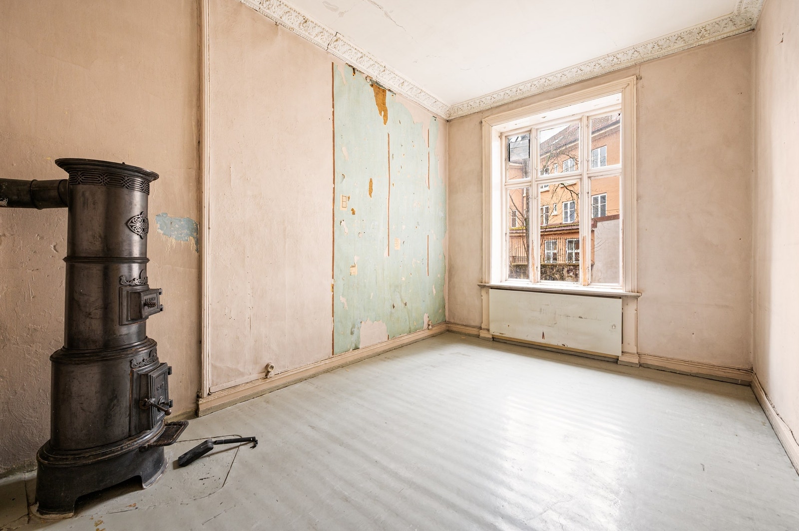 Vinduer med 2-lags isolerglass og utvendig koblet glass fra 1985. Galleribilde