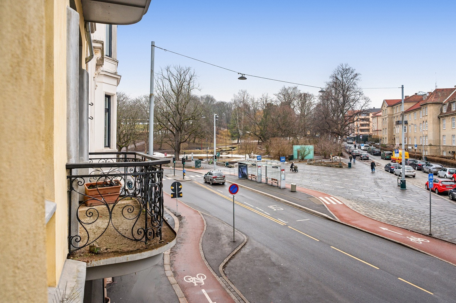 Her bor du med St. Hanshaugen park som nærmeste nabo og områdets naturlige samlingspunkt. Galleribilde