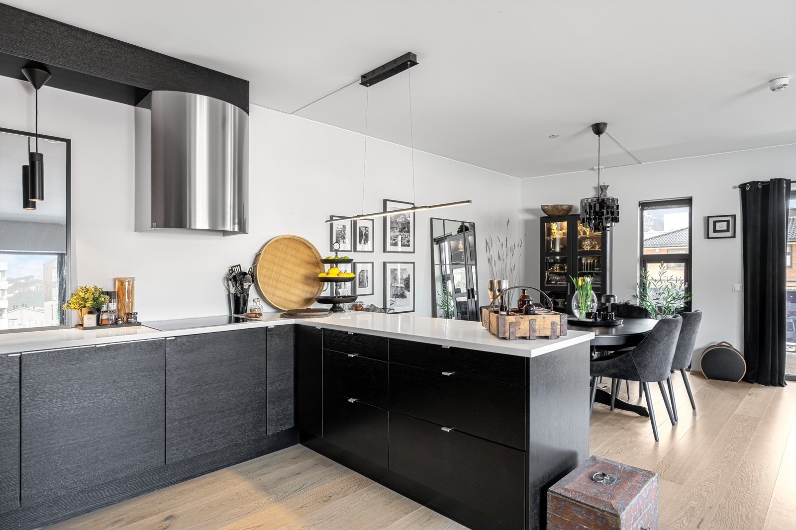 Kjøkkenet har fått TG1 og har en god standard. Galleribilde