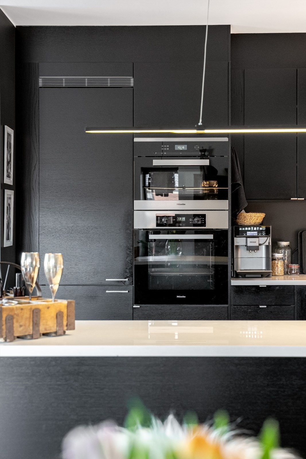 Kjøkkenet har det lille ekstra med blant anne Miele Hvitevarer Galleribilde
