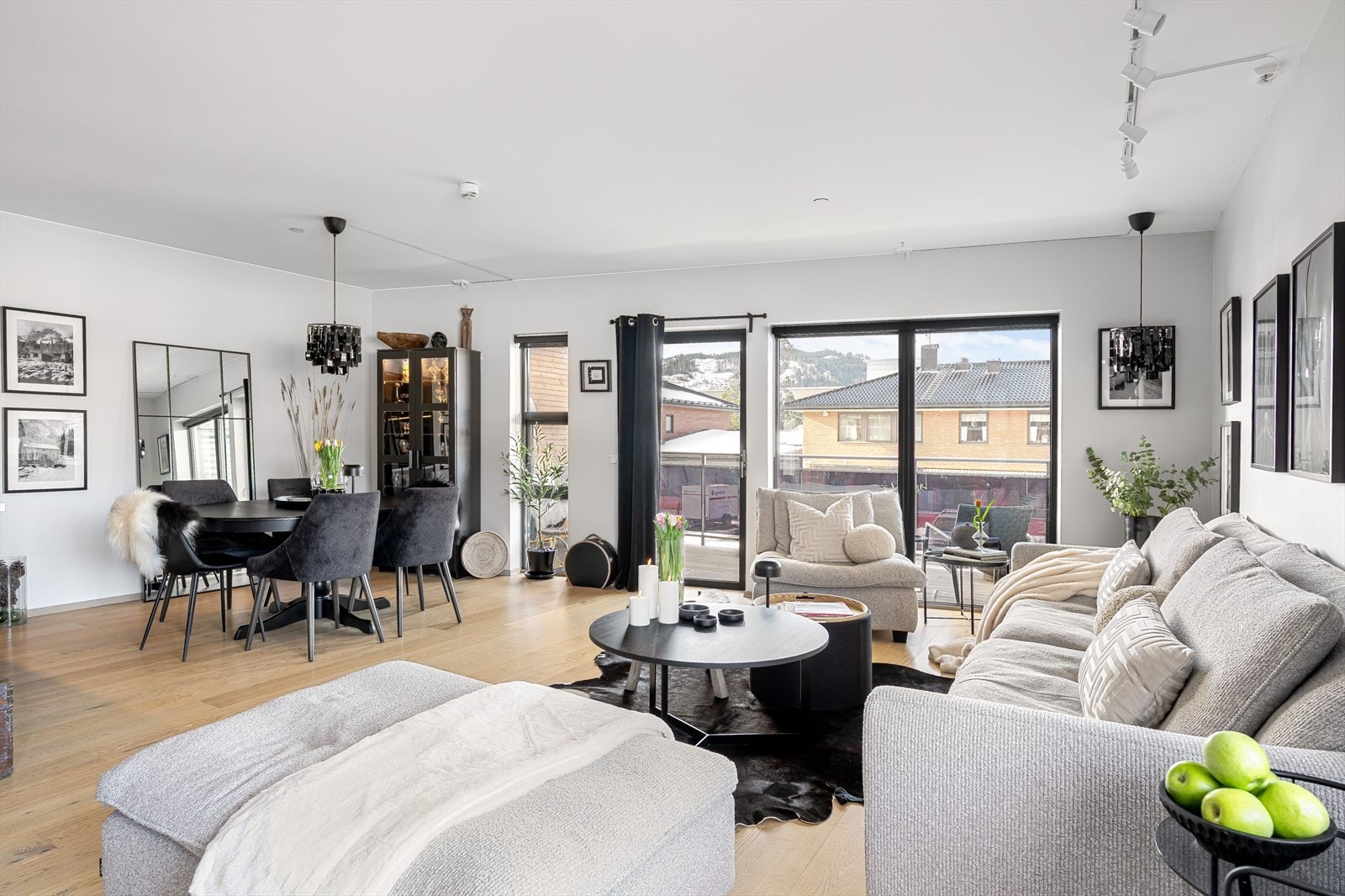 Heimdal Eiendomsmegling v/Vegard Melås Jørgensen presenterer Drivhusgata 35! Sjekk video og 365 over for å gå gjennom leiligheten samt sjekke dokumentasjon/FDV Galleribilde