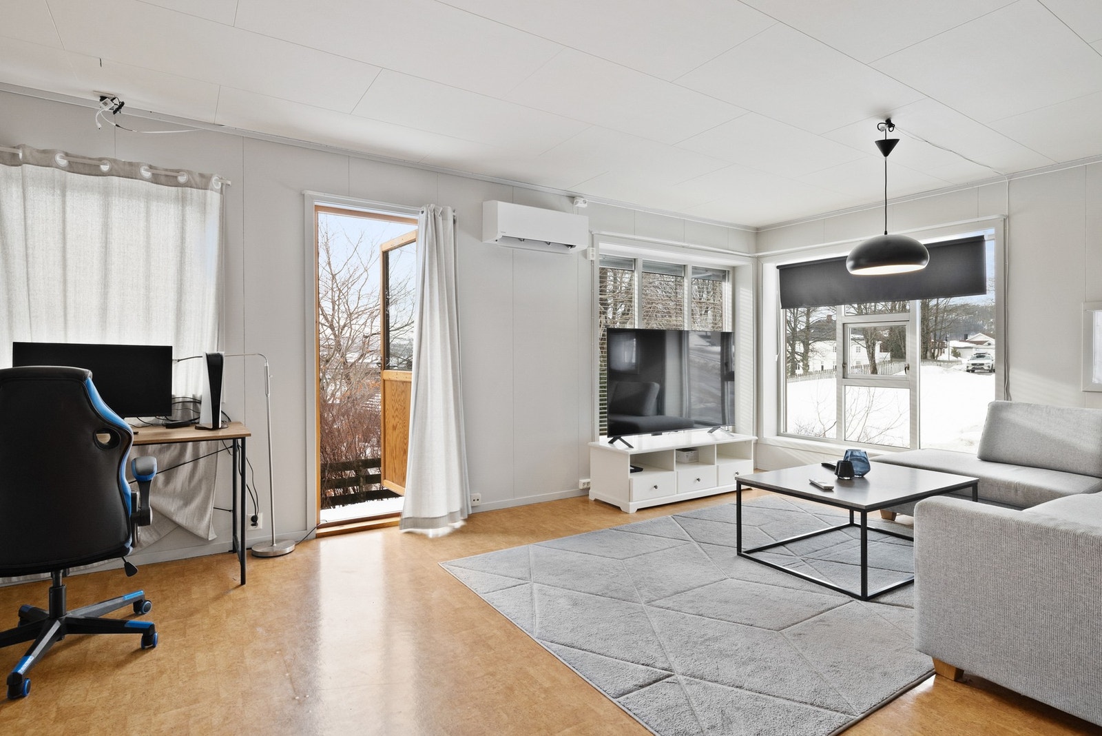 Enkel tilkomst til hagen og trivelige uteområder Galleribilde