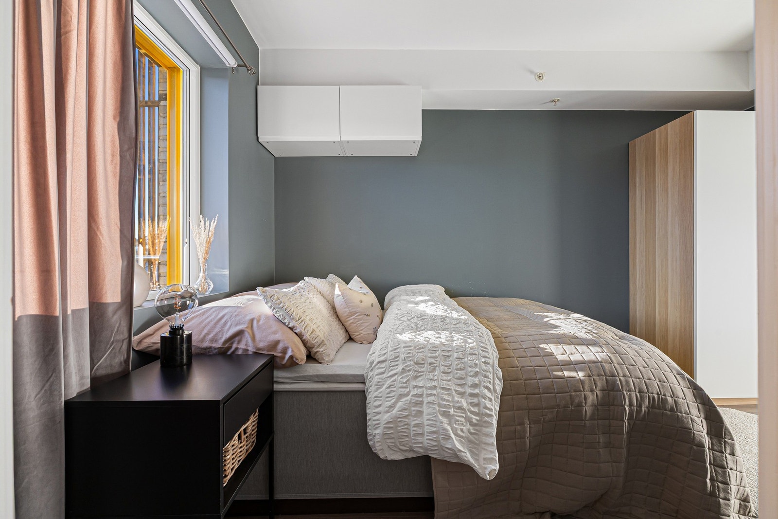 Det er balansert ventilasjon i leiligheten som sørger for et frisk og sunt inneklima året rundt. Galleribilde