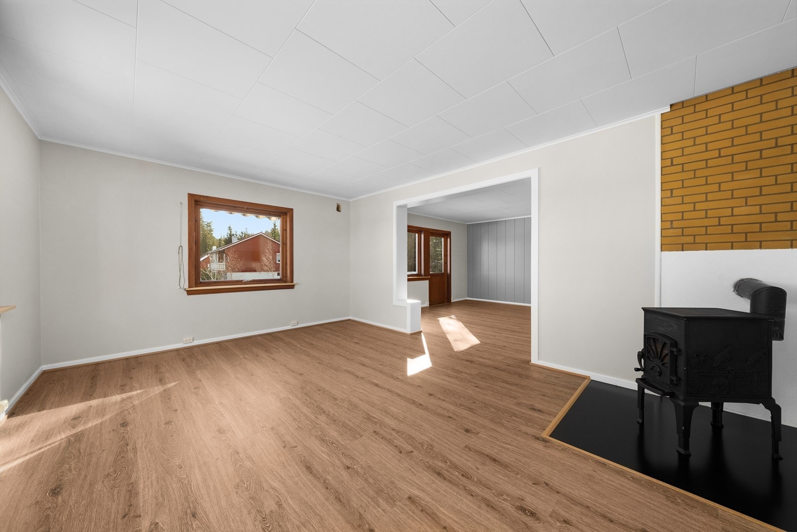 Leilighet i første etasje Galleribilde