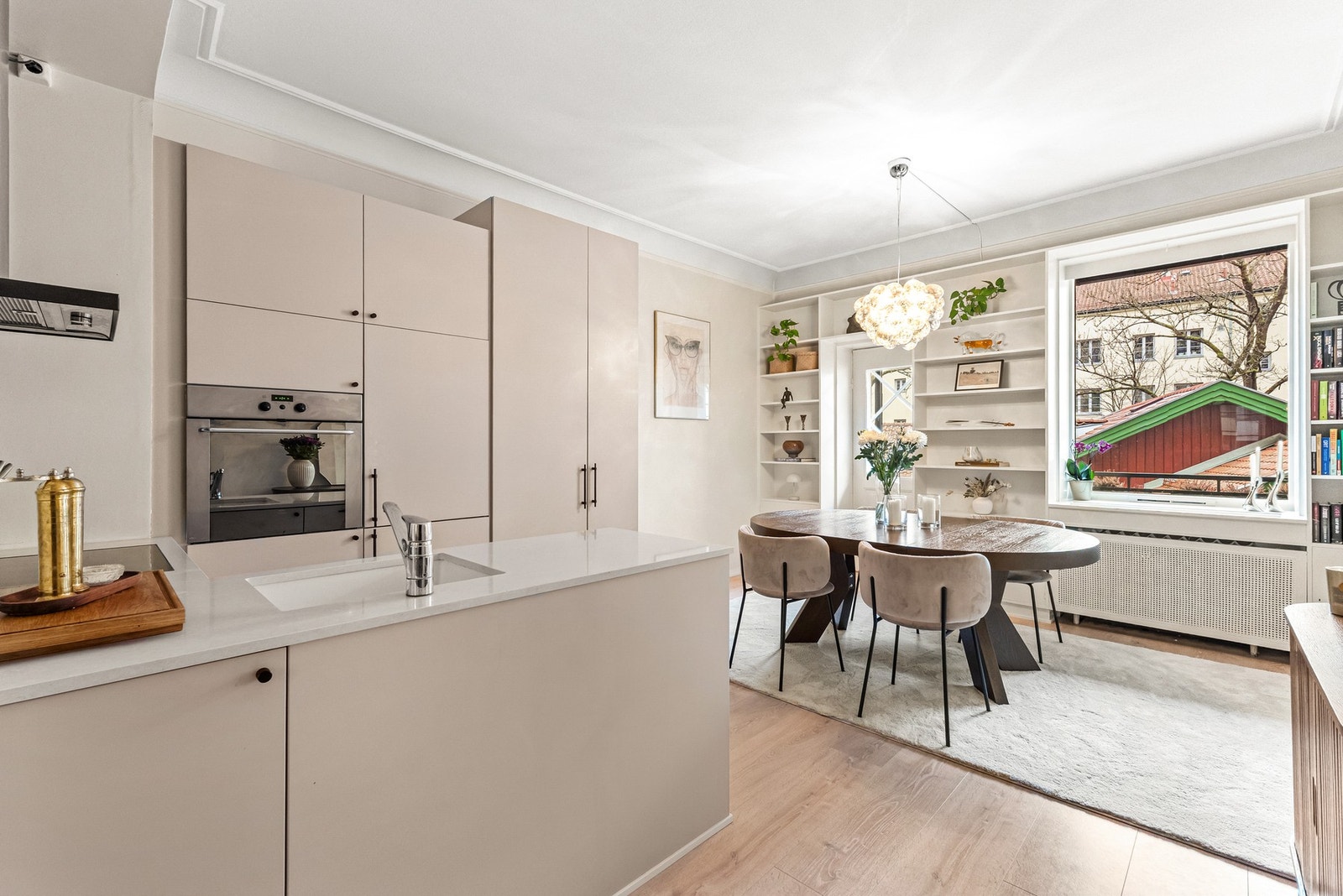 Flott og gjennomgående 2-roms selveier på 55 m², oppusset senest i 2023/2024 Galleribilde