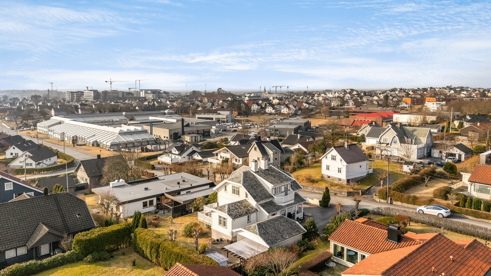 Her har man nærhet til flere skoler, nærbutikker og barnehager. Galleribilde