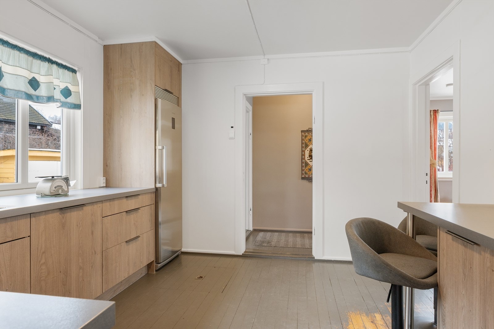 Kjøkkenet er modernisert i 2020. Galleribilde