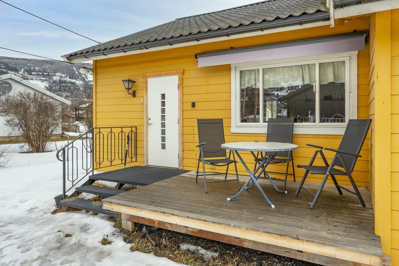 Her er det plass til utemøblement. Galleribilde