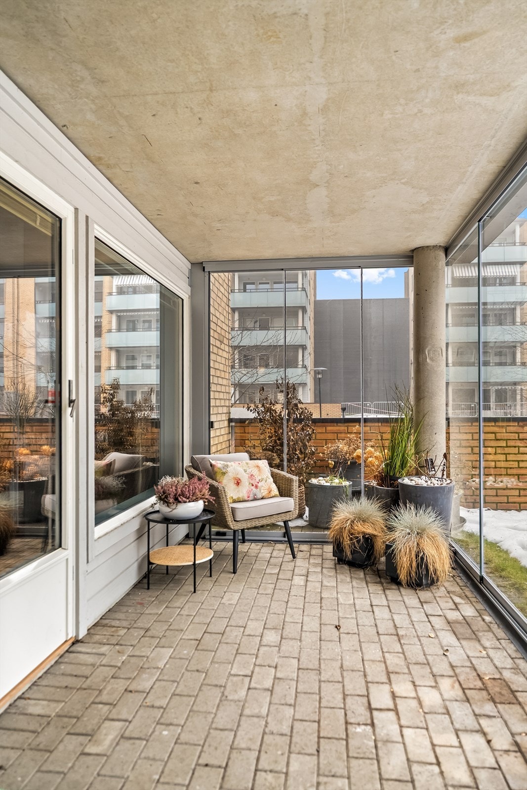 Her kan man kan nyte solen fra morgenen og frem til omtrent kl. 14:00. Galleribilde