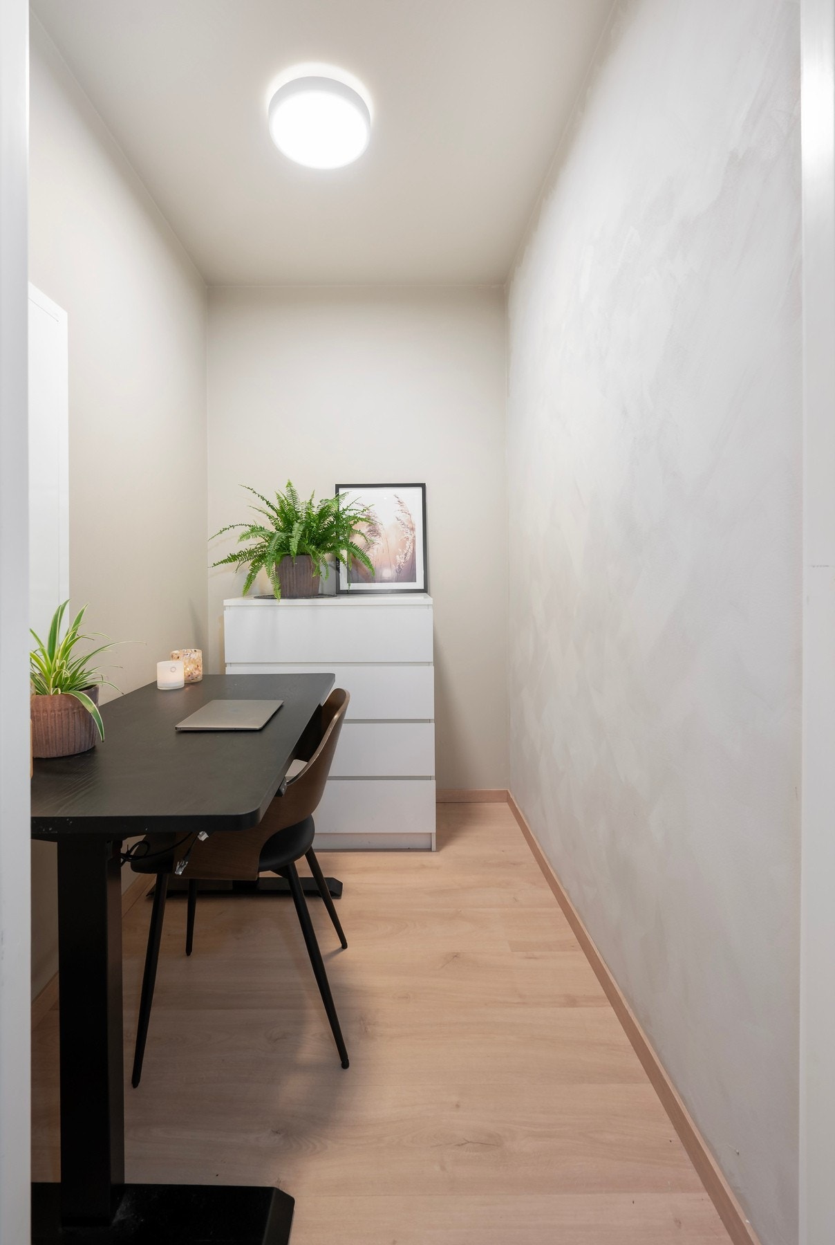 Innvendig bod som sikrer ekstra oppbevaringsplass. Galleribilde