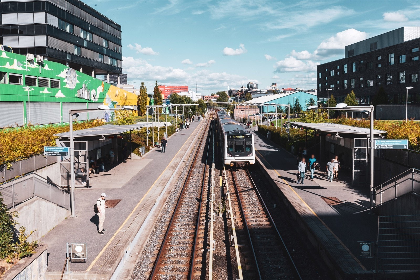 Med Hasle T-banestasjon kun ett minutts gange unna er kommunikasjonen utmerket. Galleribilde