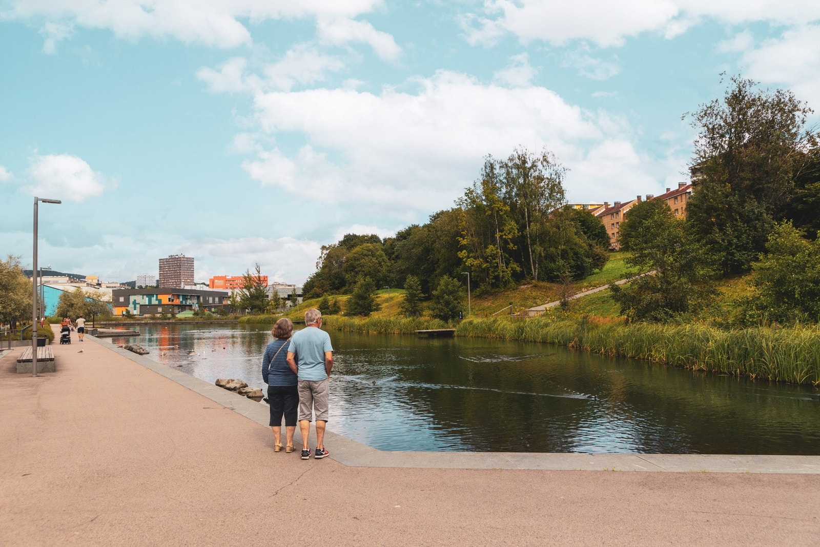 Hovinparken ligger like ved og byr på fine tur- og rekreasjonsmuligheter. Galleribilde