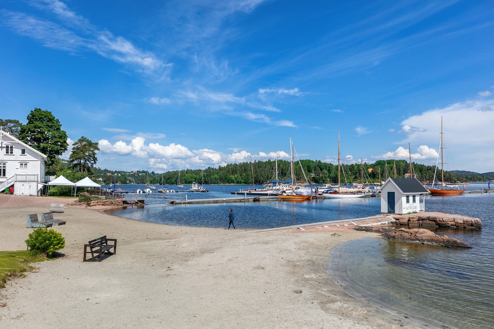 Bystranda i Sætre sentrum Galleribilde