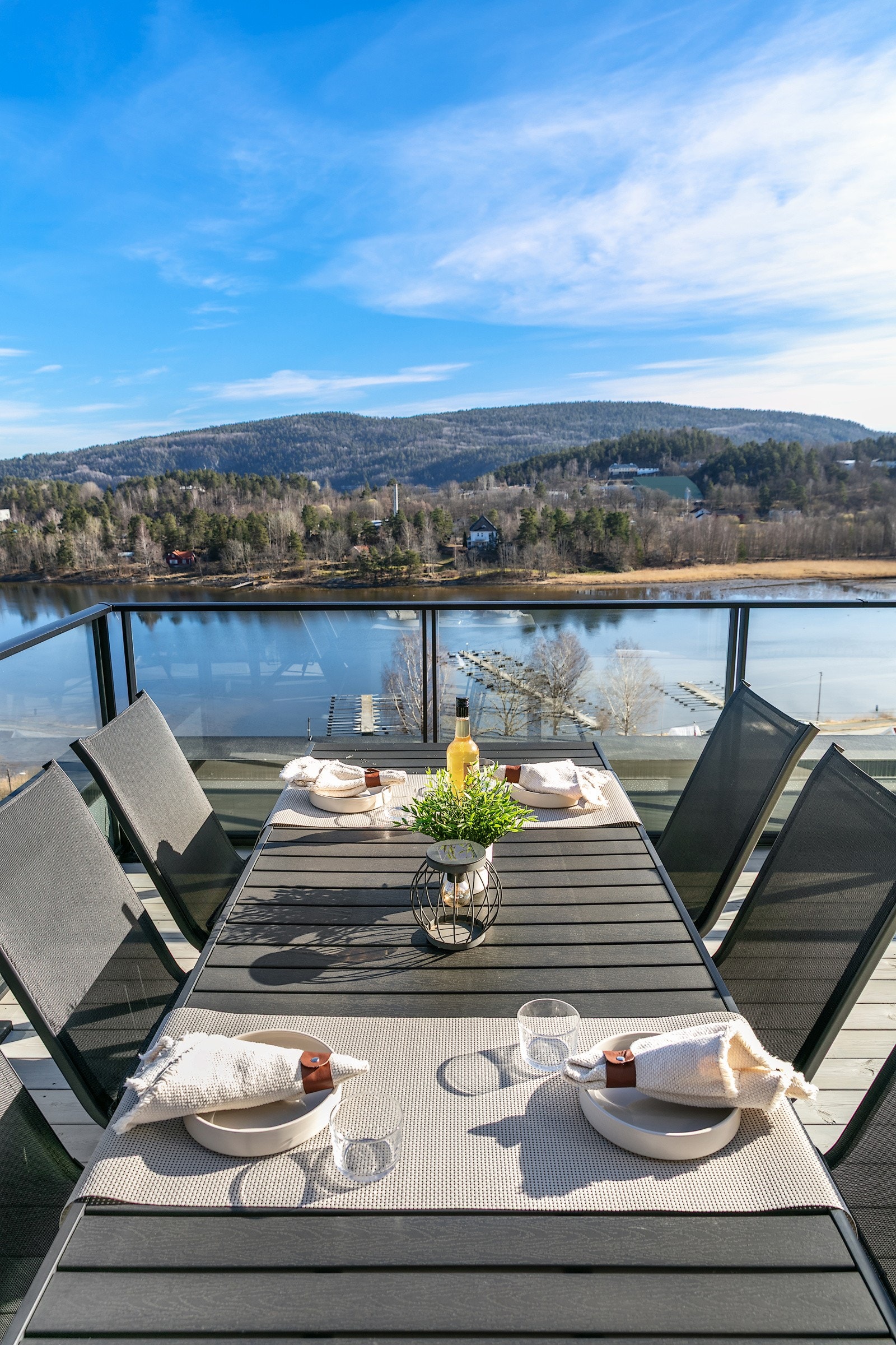 Flott utsikt over Oslofjorden og gode solforhold. Galleribilde
