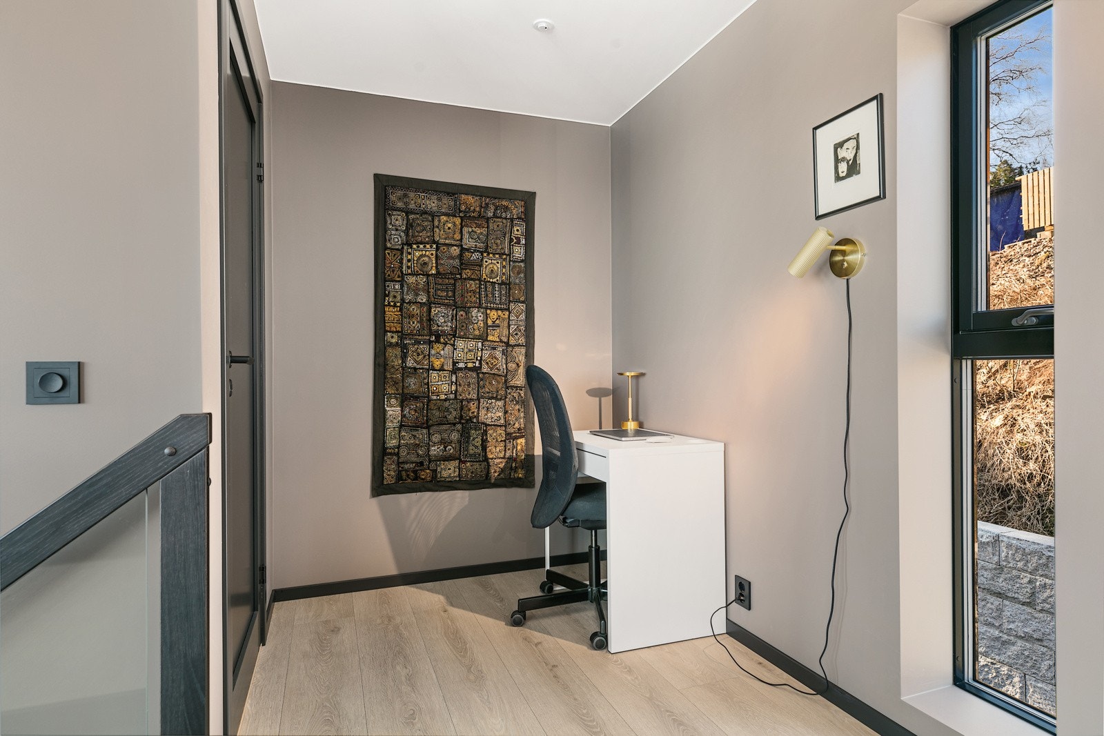 Kontorplass i 2 etg Galleribilde