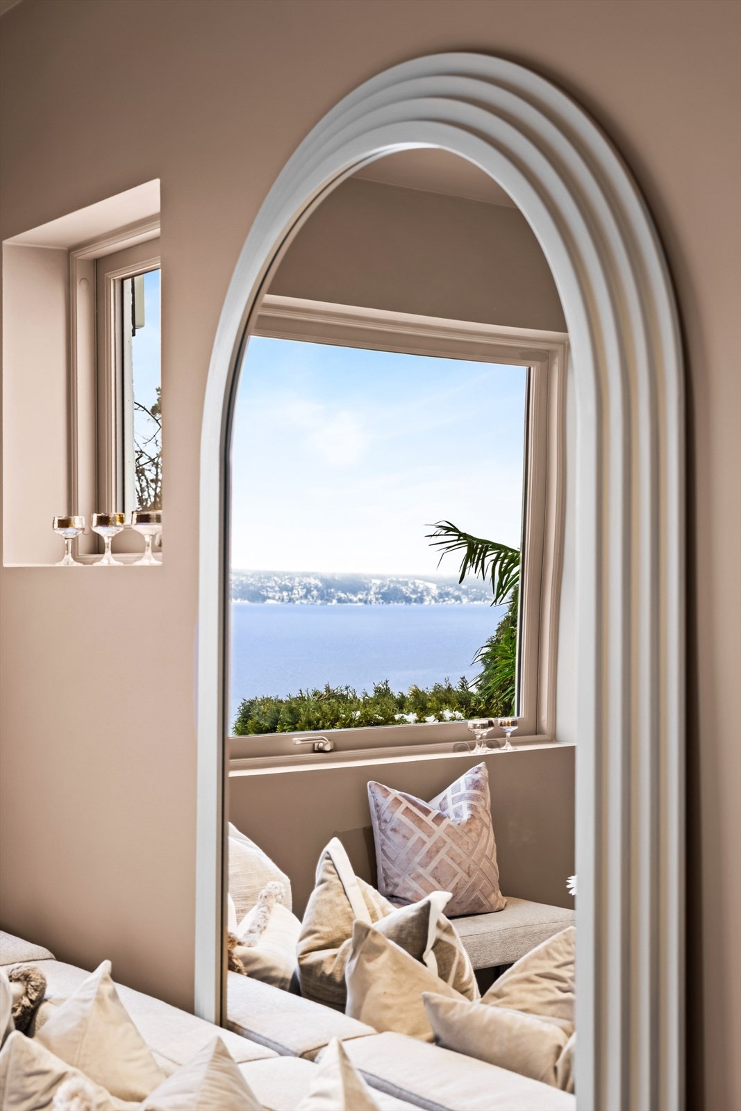 TV og internett er inkludert i de månedlige felleskostnadene. Galleribilde