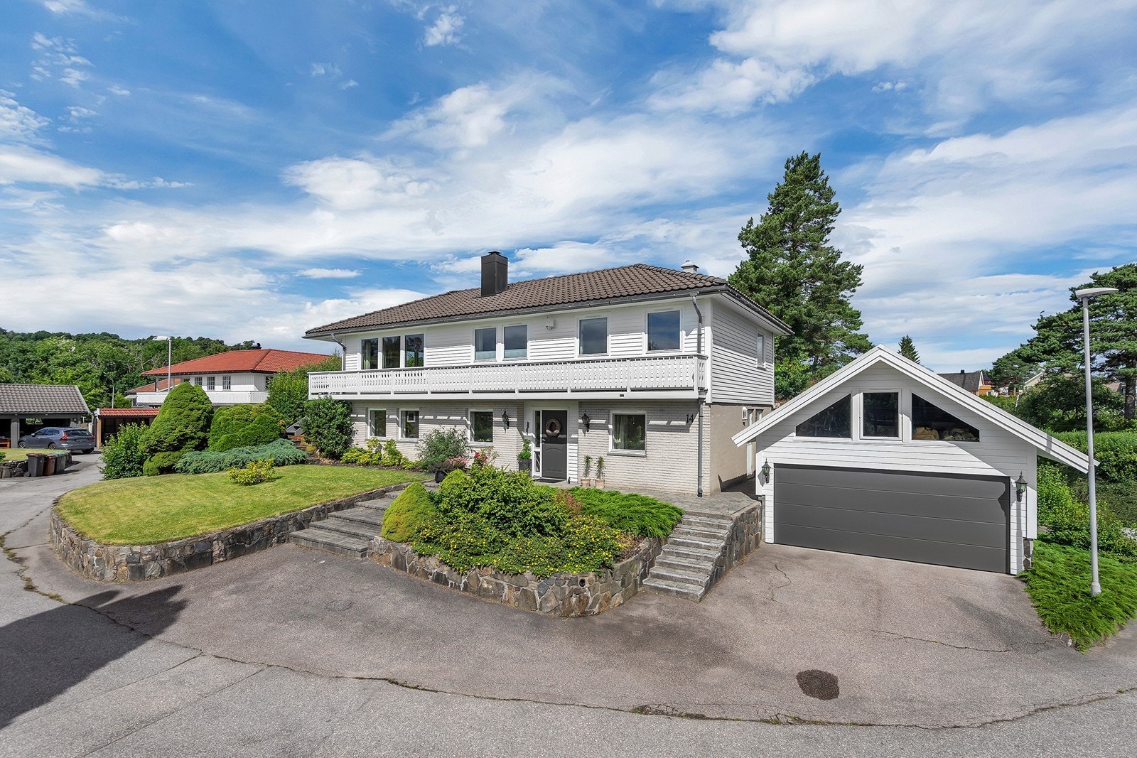 Exbo avd. Vågsbygd v/ Eiendomsmegler Lars Hauge har gleden av å ønske velkommen til Broveien 14! Galleribilde