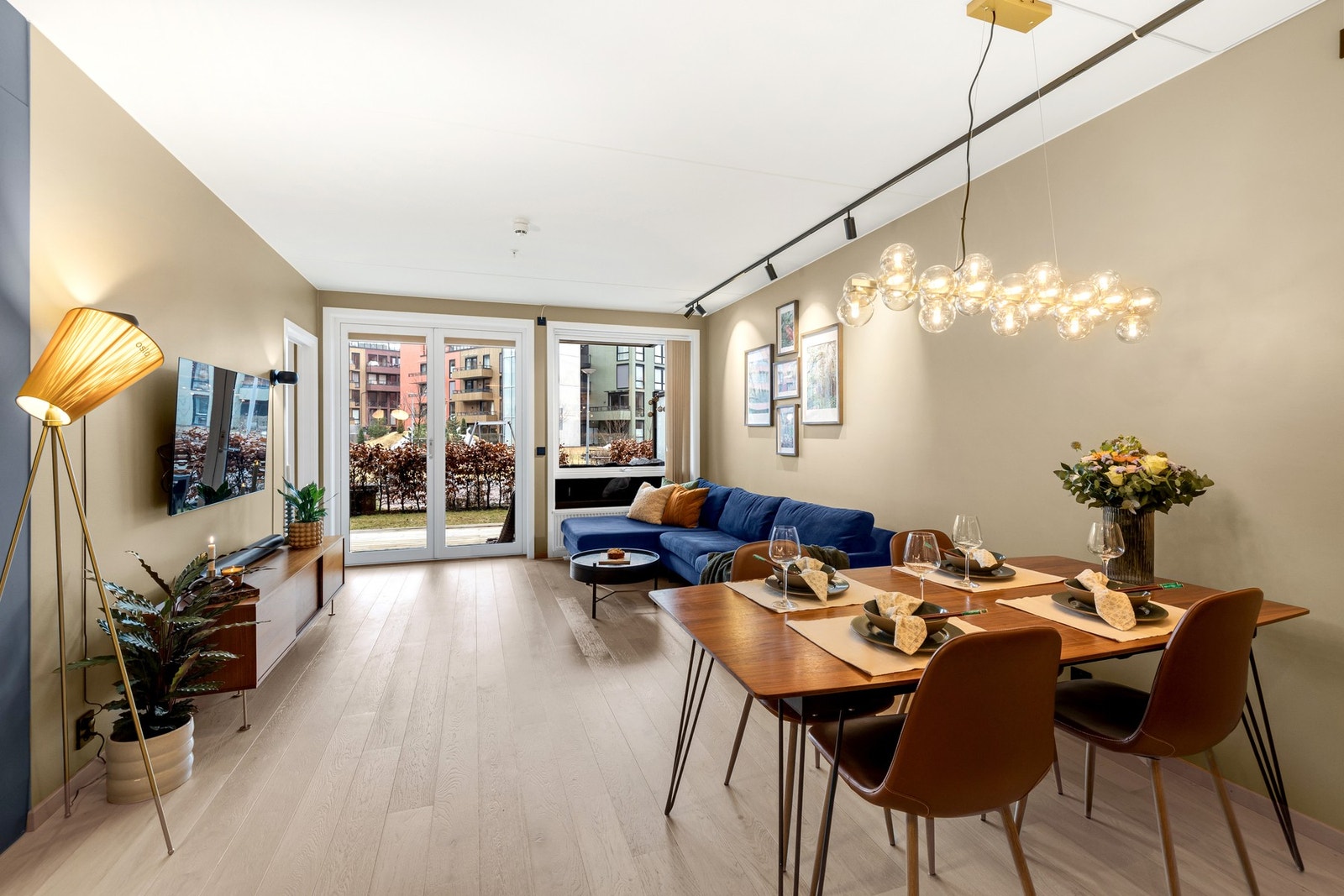 Velkommen til Sigurd Hoels vei 16 - Presentert av Halid Talic v/EIE eiendomsmegling.
Foto: Markus Andersson. Galleribilde