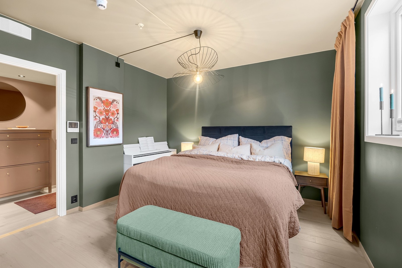 Soverom. Galleribilde