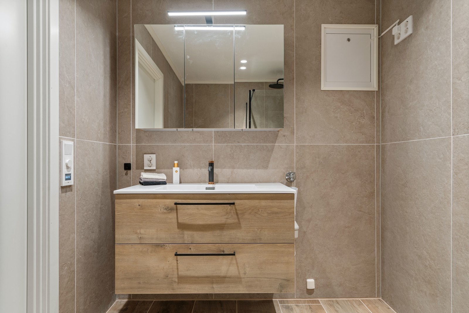 Flott med moderne innredning og nytt rør i rør system. Galleribilde