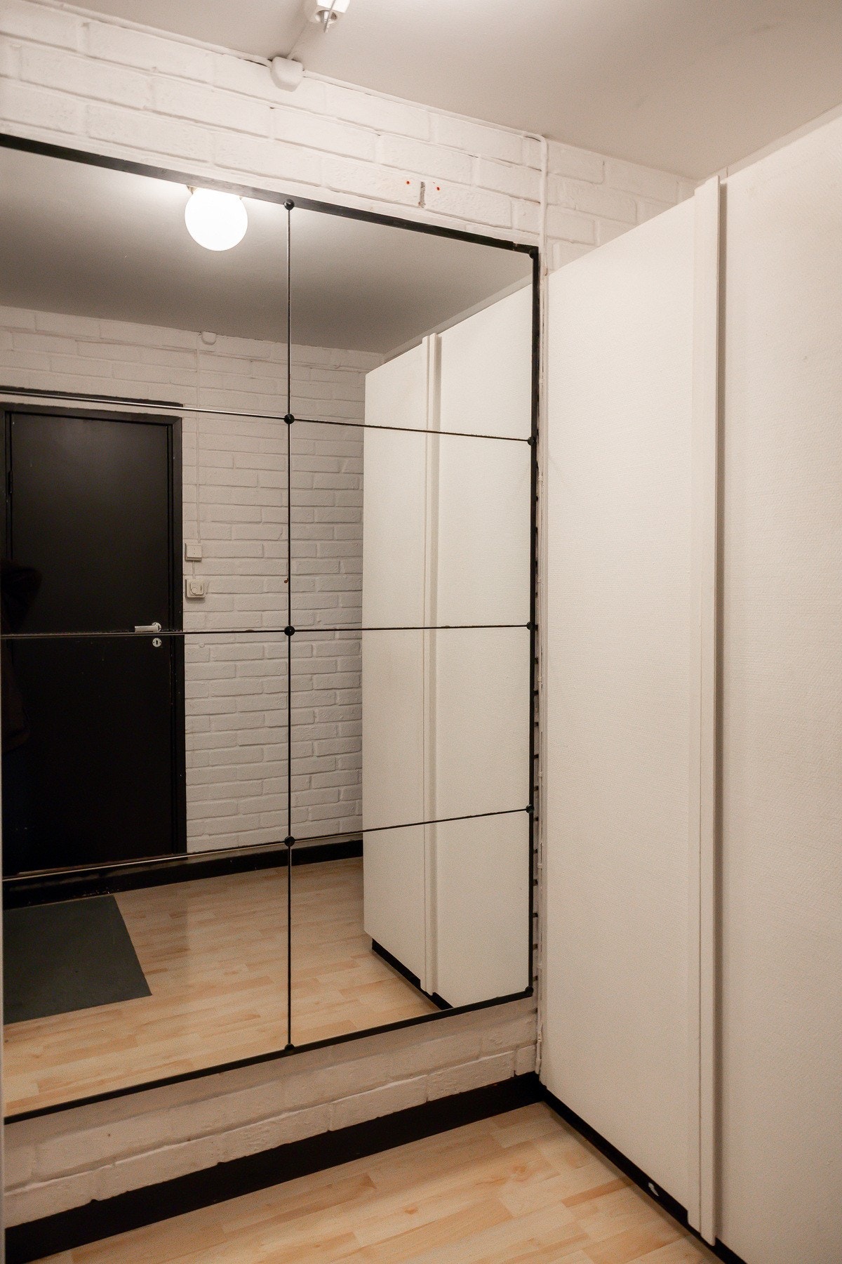 Varmtvann og fyring er inkludert i felleskostnadene. Galleribilde