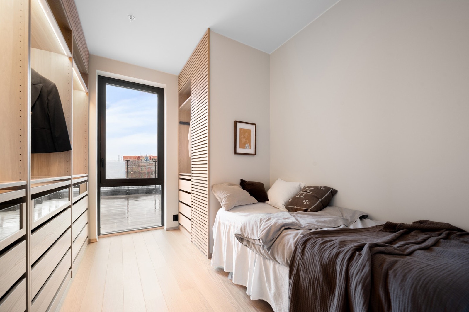 Boligen har tre soverom, hvor av alle er av god størrelse. Galleribilde