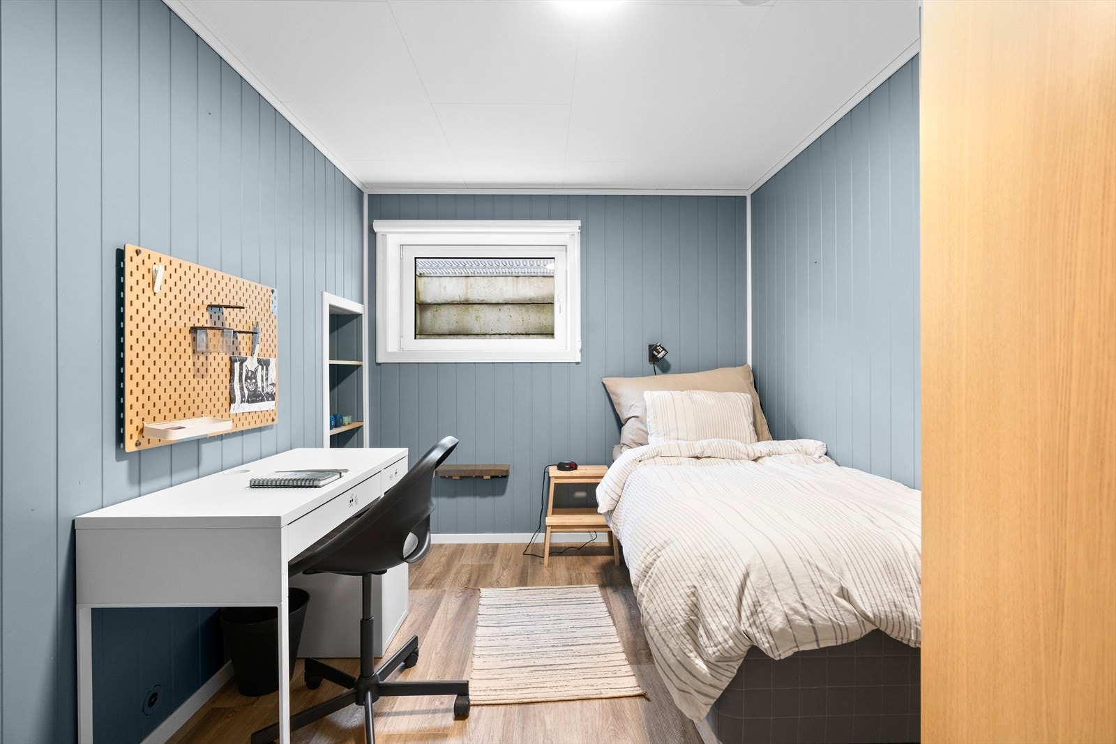 Kjelleren har i tillegg to godkjente soverom. Galleribilde