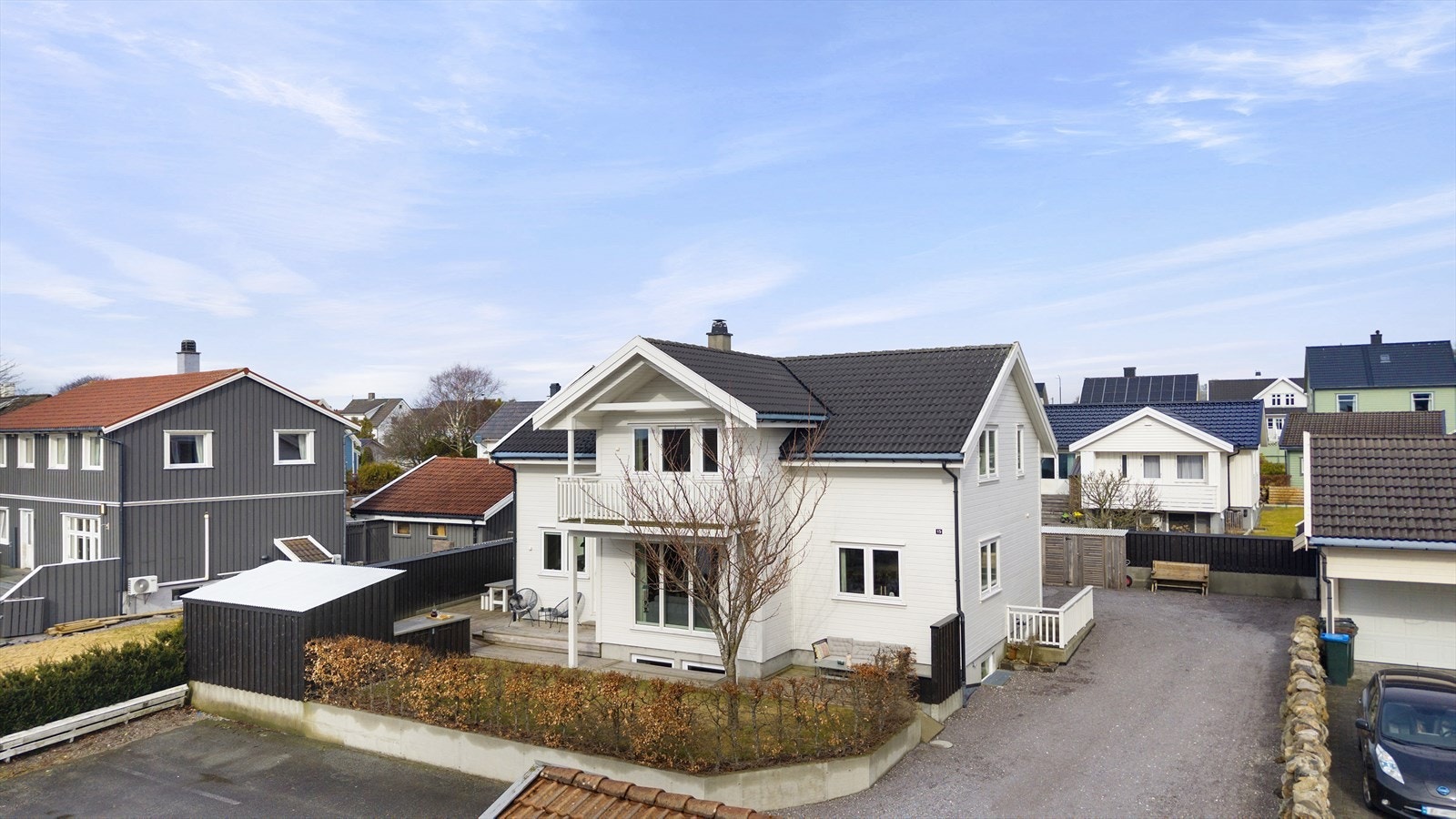 Monica Mørk Aase i EiendomsMegler1 Jærmegleren presenterer Hagane 15 på Vigrestad. Galleribilde