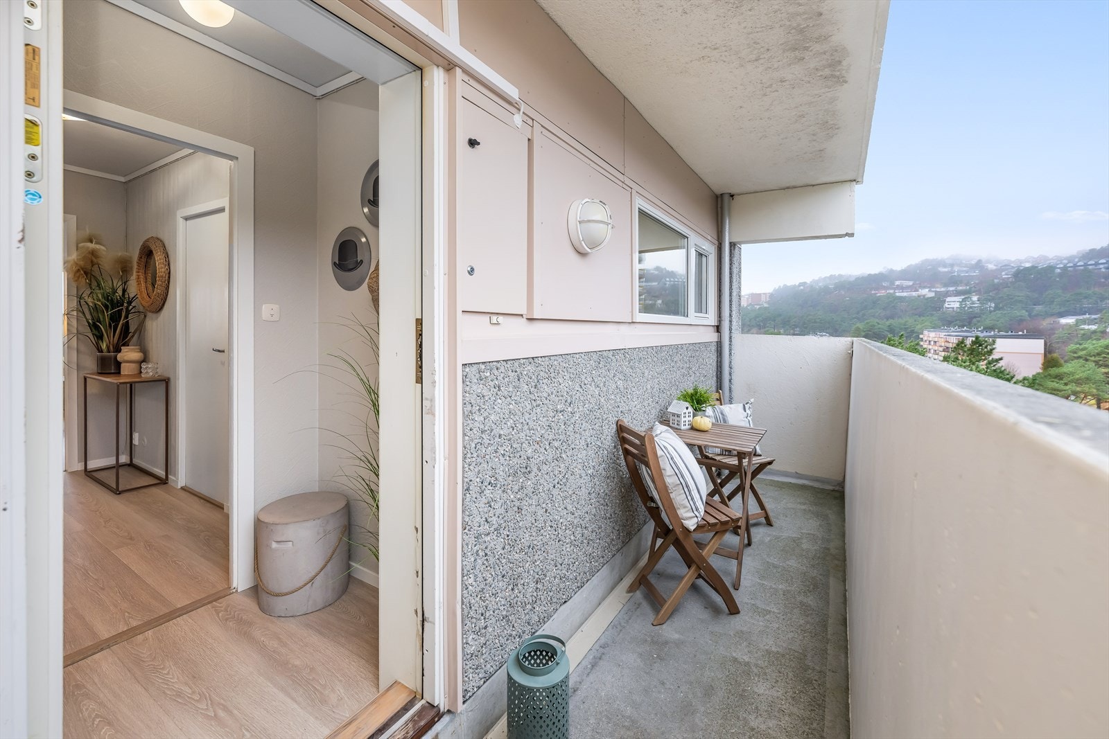 Velkommen inn! Endeleilighet. Galleribilde