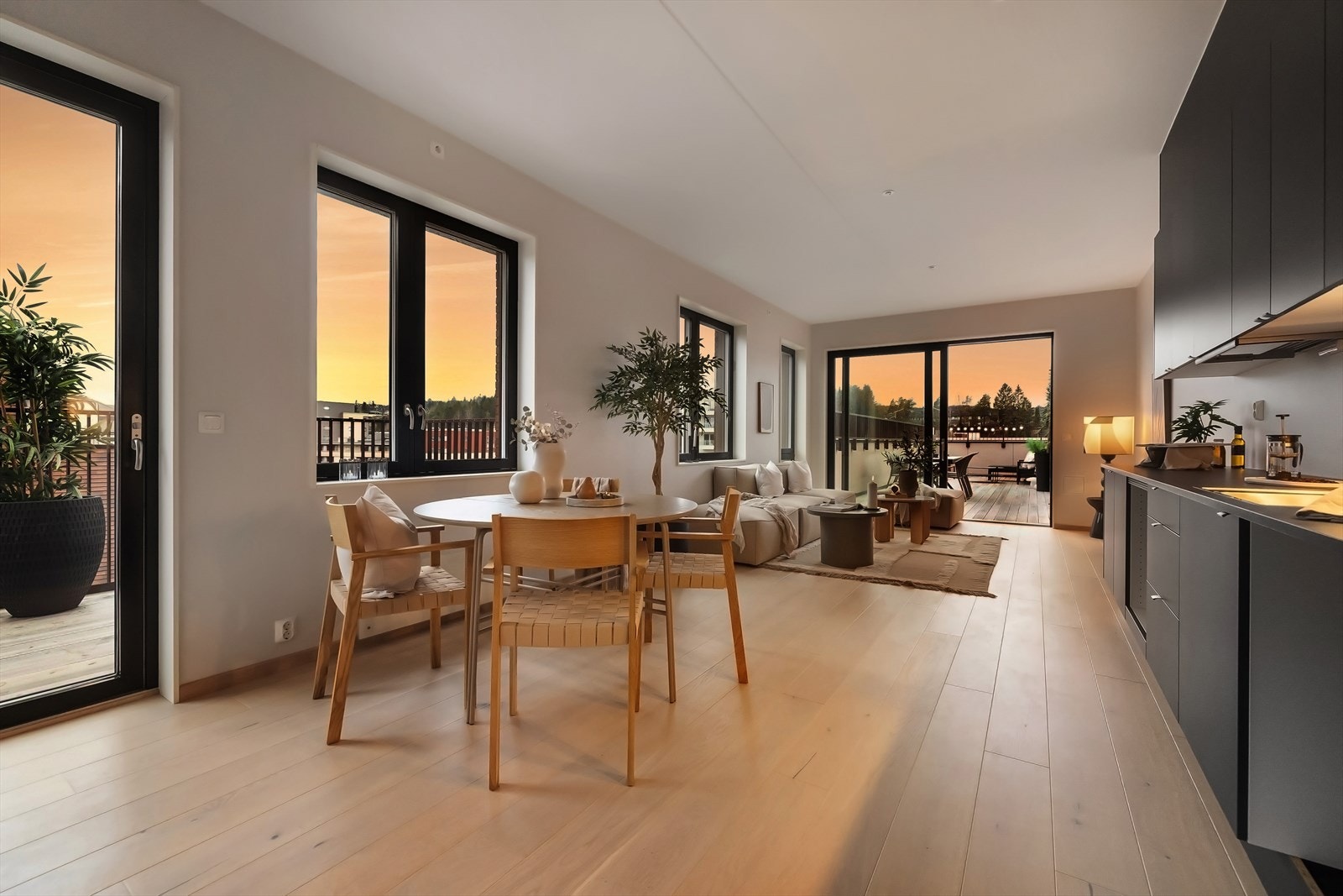 Velkommen til Rådmann Paulsens gate 44 - Presentert av Aleksander Myrvold v/ Nordvik bolig. Foto: Trond Walsø/Margrethe Madsbakken. Galleribilde